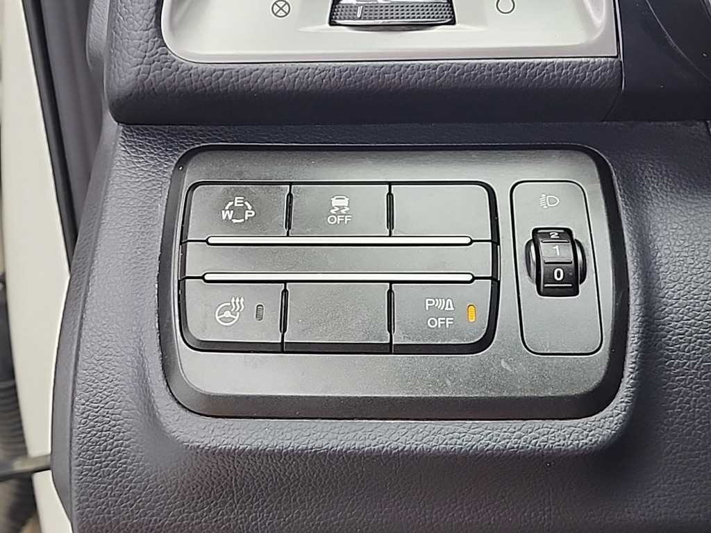 KG모빌리티(쌍용) 티볼리 가솔린 2WD 1.6 LX 최고급형 이미지 16