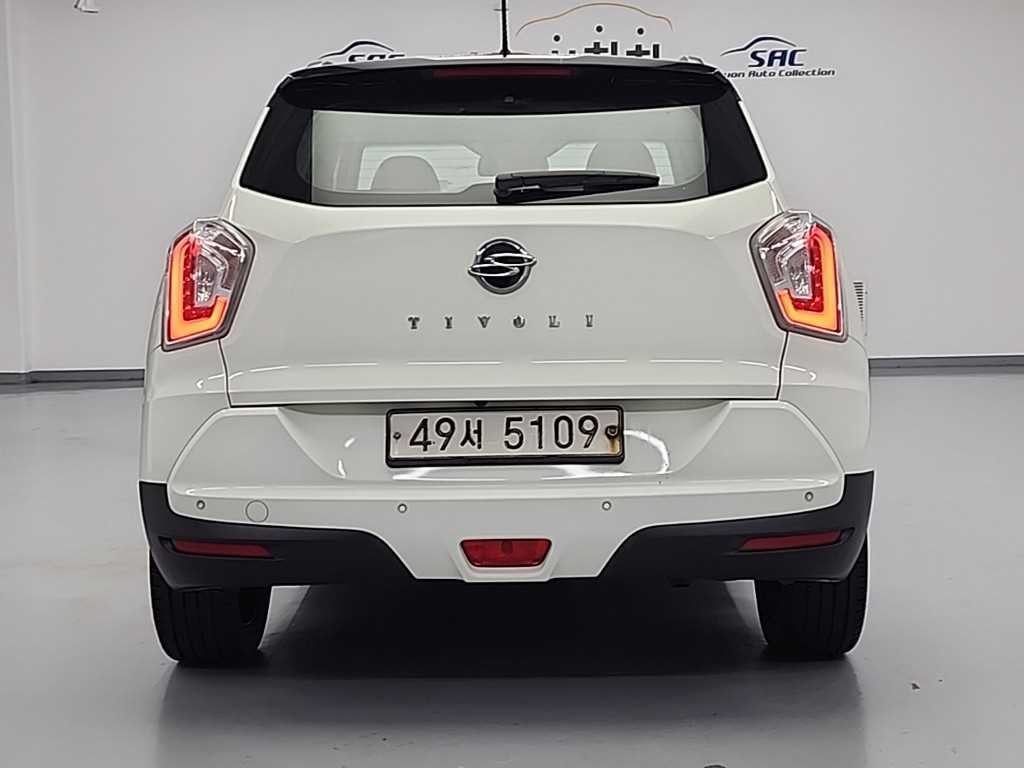 KG모빌리티(쌍용) 티볼리 가솔린 2WD 1.6 LX 최고급형 이미지 3