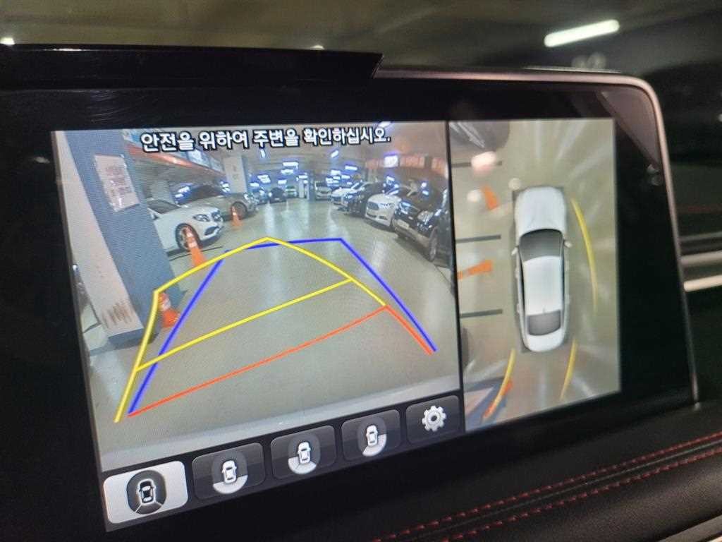 제네시스 G70 2.0T 스포츠 패키지 이미지 13