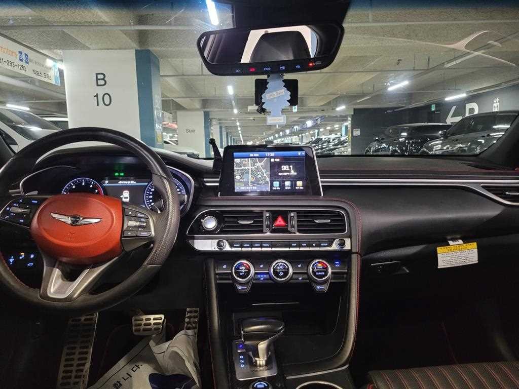 제네시스 G70 2.0T 스포츠 패키지 이미지 6