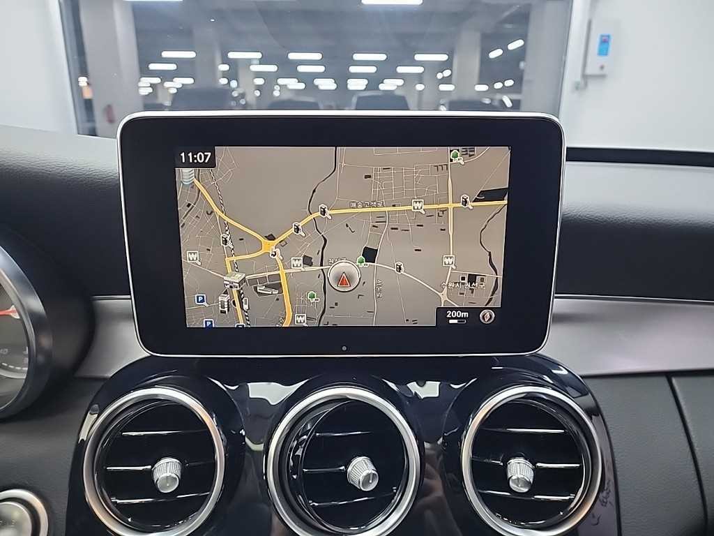 벤츠 C 클래스 C클래스 W205 C200 아방가르드 이미지 16