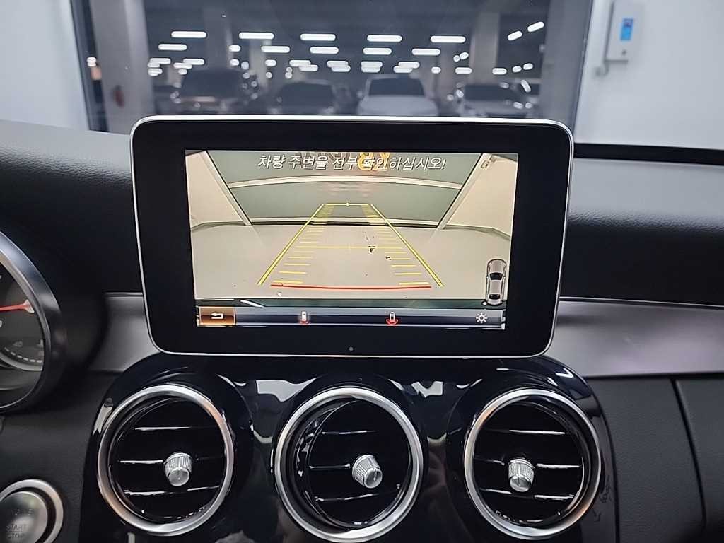 벤츠 C 클래스 C클래스 W205 C200 아방가르드 이미지 17