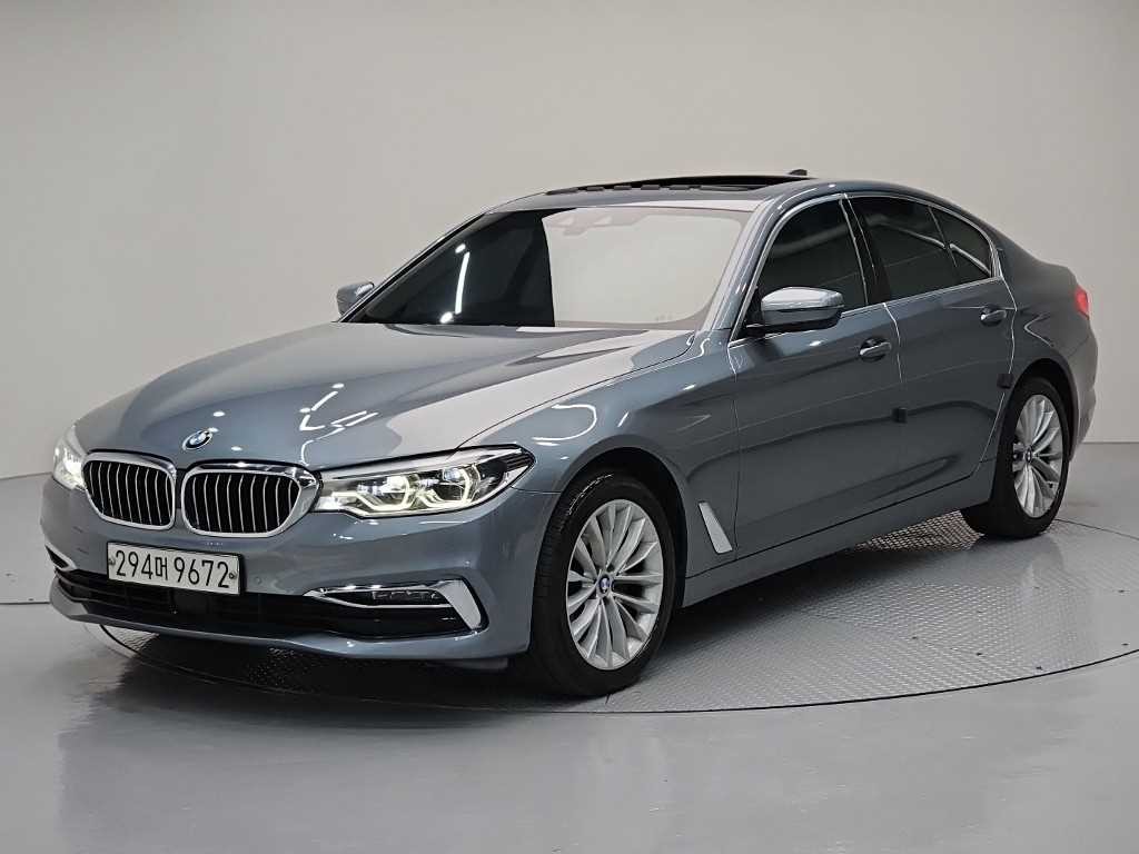 BMW 5시리즈 5시리즈 (G30) 520d xDrive 럭셔리 플러스 이미지 1
