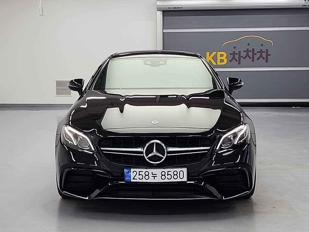 벤츠 E 클래스 E-클래스 W213 E220d 쿠페 이미지 2