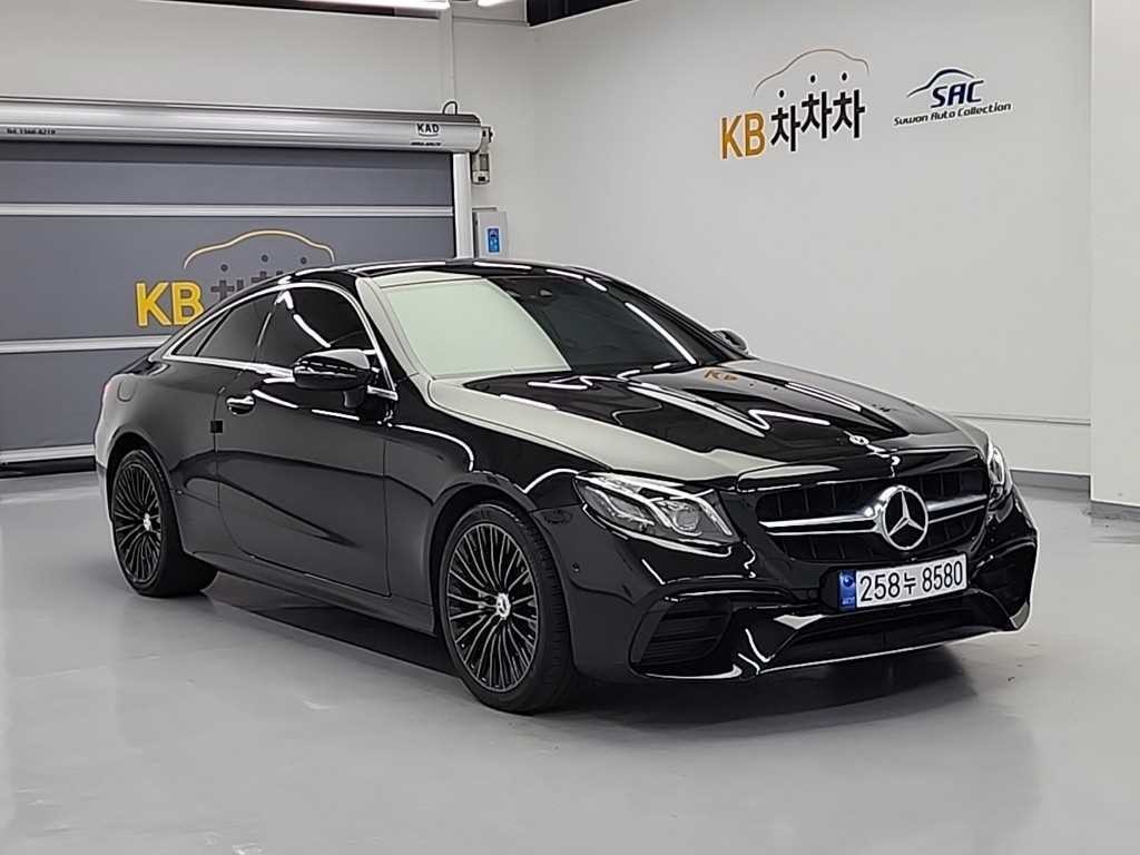 벤츠 E 클래스 E-클래스 W213 E220d 쿠페 이미지 4