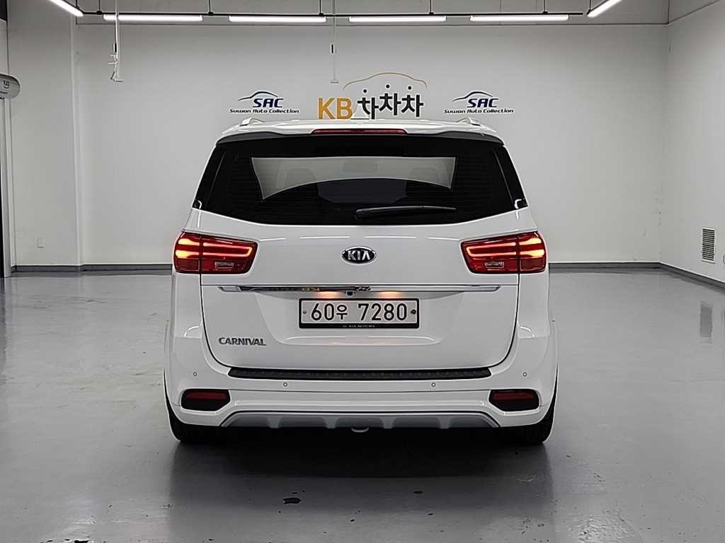기아 카니발 더 뉴 카니발 디젤 9인승 노블레스 스페셜 이미지 3