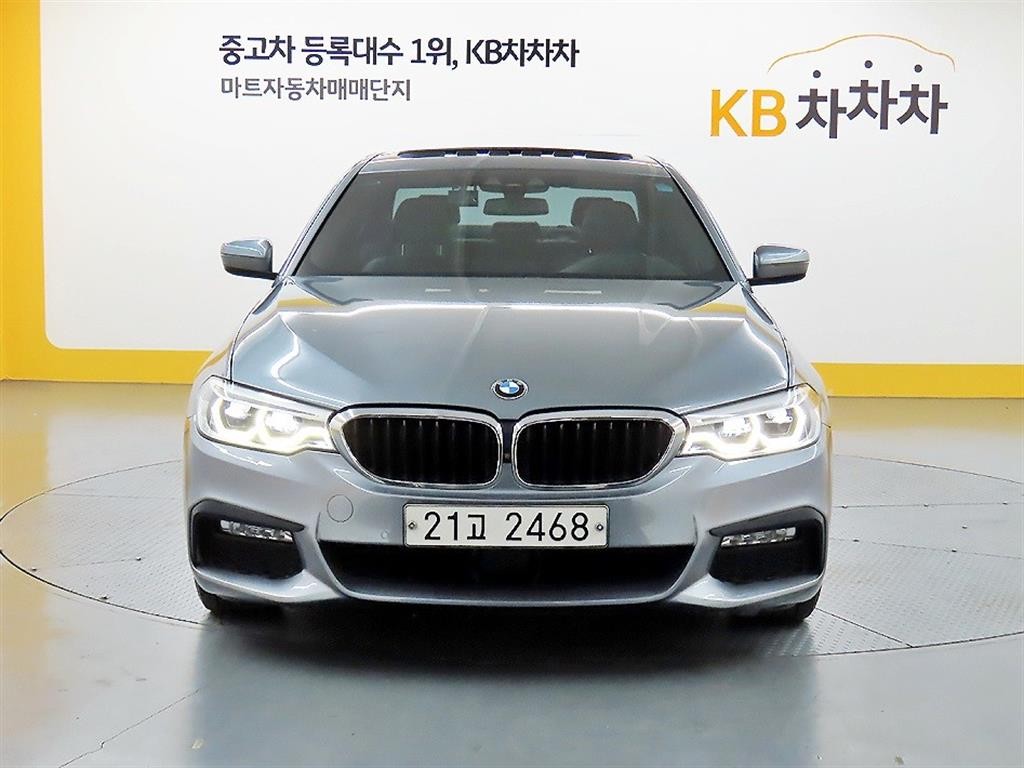 BMW 5시리즈 5시리즈 (G30) 530i M 스포츠 플러스 이미지 1