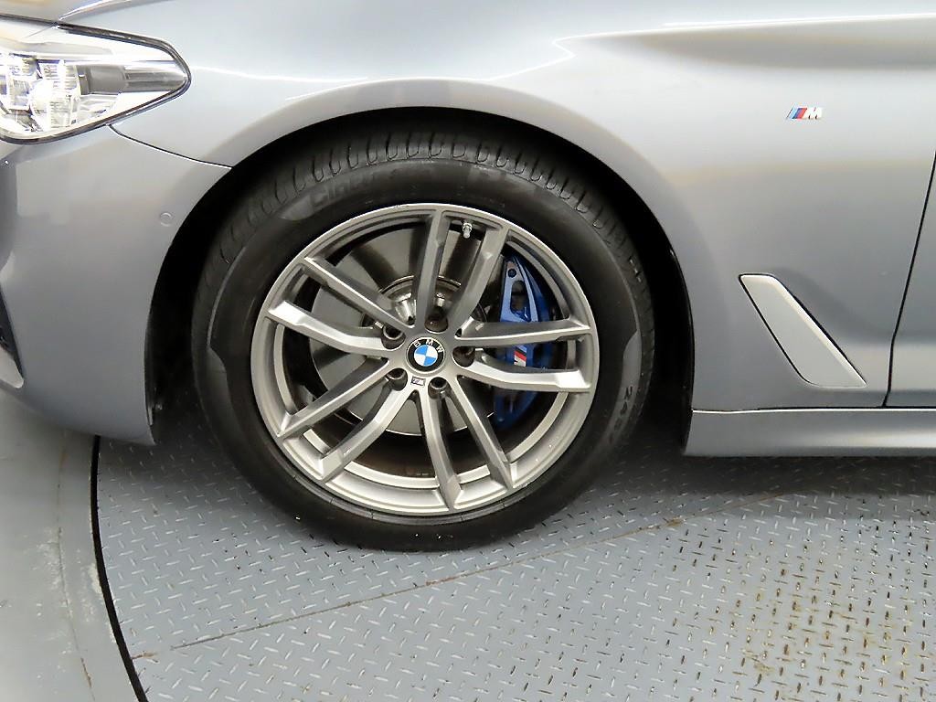 BMW 5시리즈 5시리즈 (G30) 530i M 스포츠 플러스 이미지 20