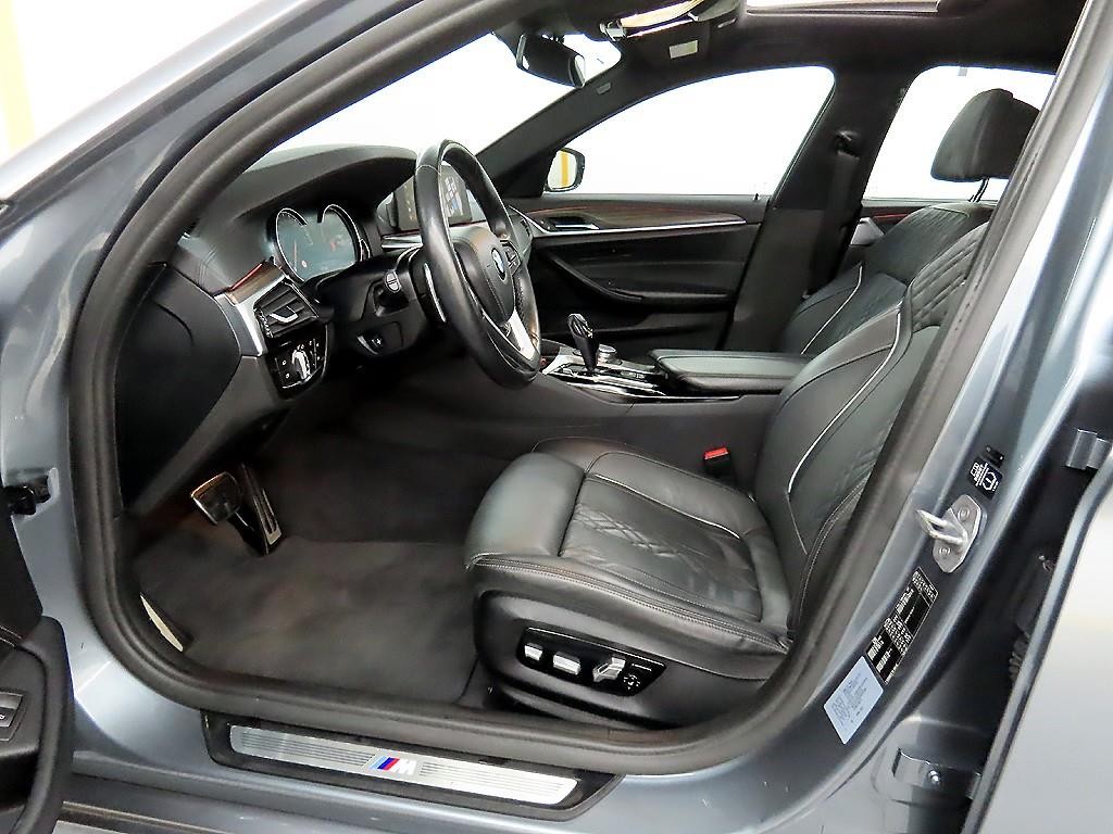 BMW 5시리즈 5시리즈 (G30) 530i M 스포츠 플러스 이미지 5