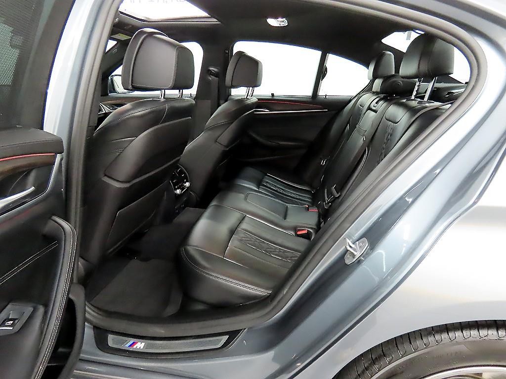 BMW 5시리즈 5시리즈 (G30) 530i M 스포츠 플러스 이미지 6