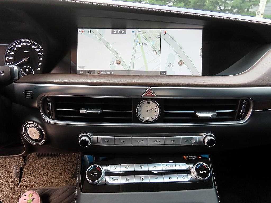 제네시스 G90 3.8 GDI AWD 프레스티지 이미지 12