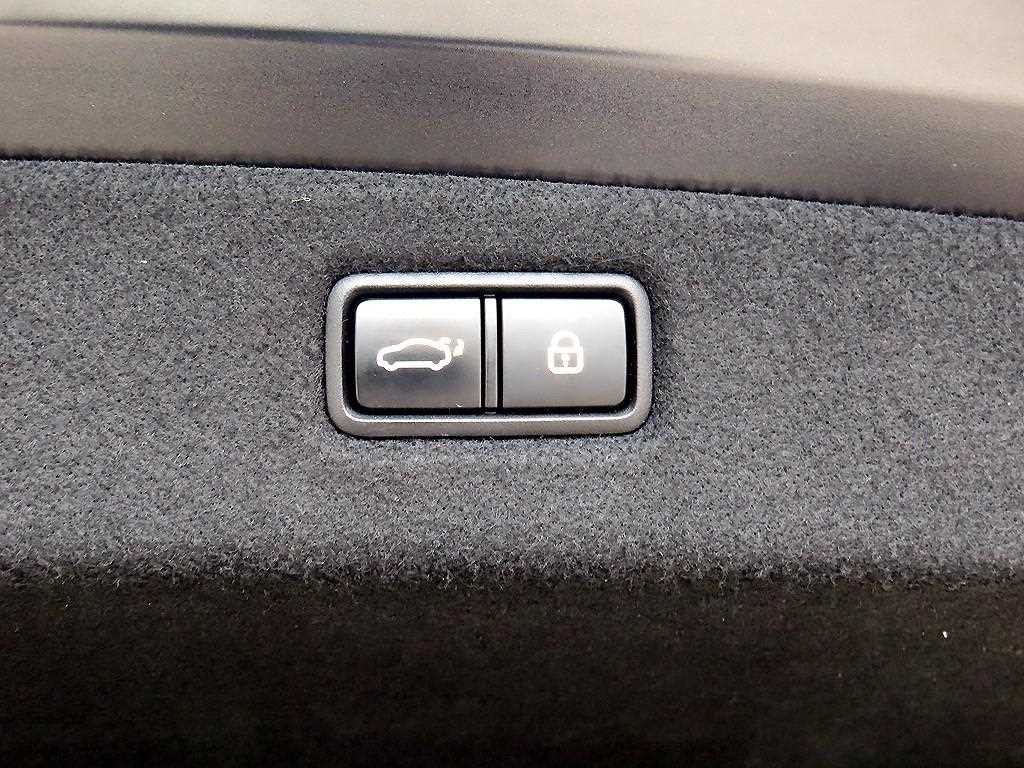 제네시스 G90 3.8 GDI AWD 프레스티지 이미지 16