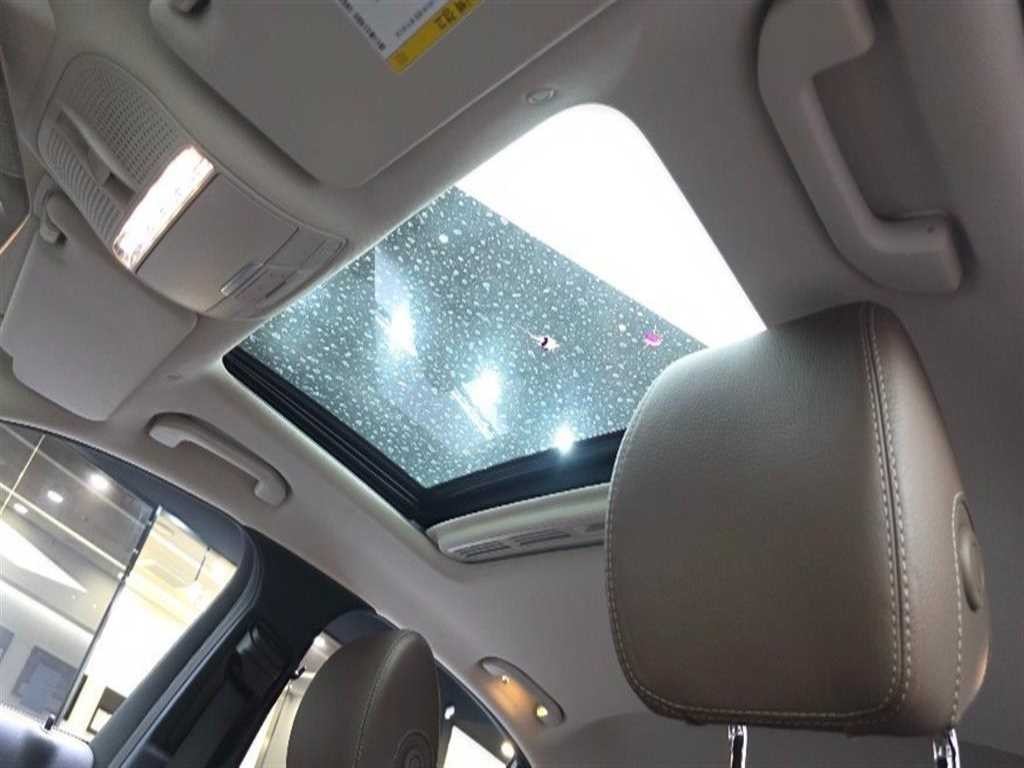 벤츠 E 클래스 E-클래스 W213 E220d 아방가르드 이미지 19