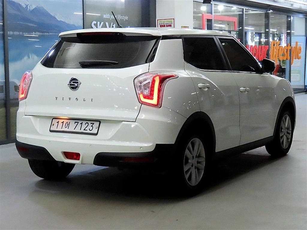 KG모빌리티(쌍용) 티볼리 가솔린 2WD 1.6 VX 이미지 4