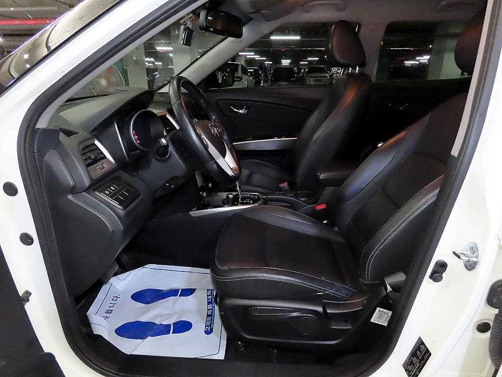 KG모빌리티(쌍용) 티볼리 가솔린 2WD 1.6 VX 이미지 6