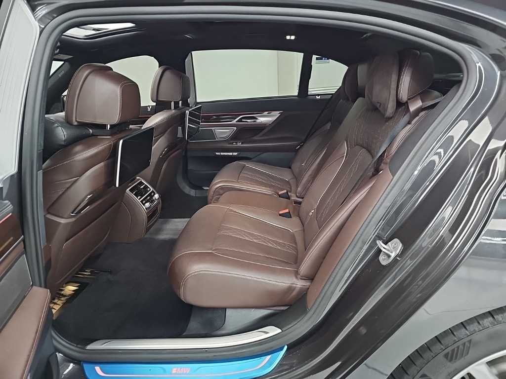 BMW 7시리즈 7시리즈 (G11) 730Ld xDrive 이미지 12