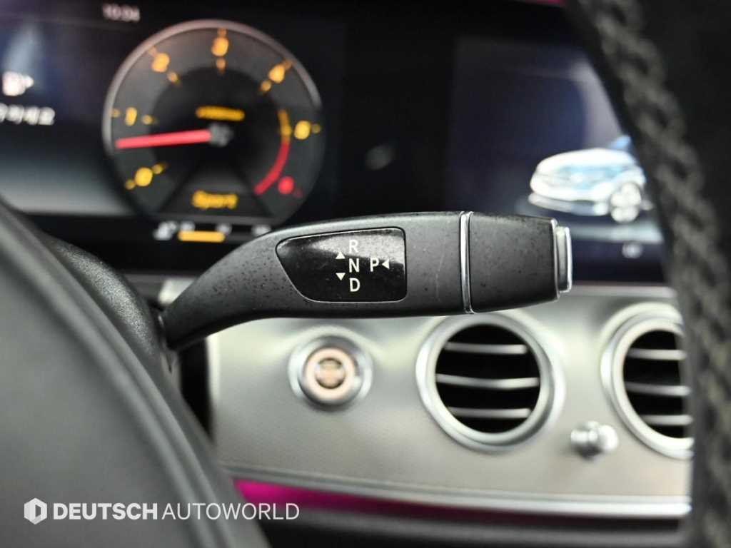 벤츠 E 클래스 E-클래스 W213 E350d 이미지 9
