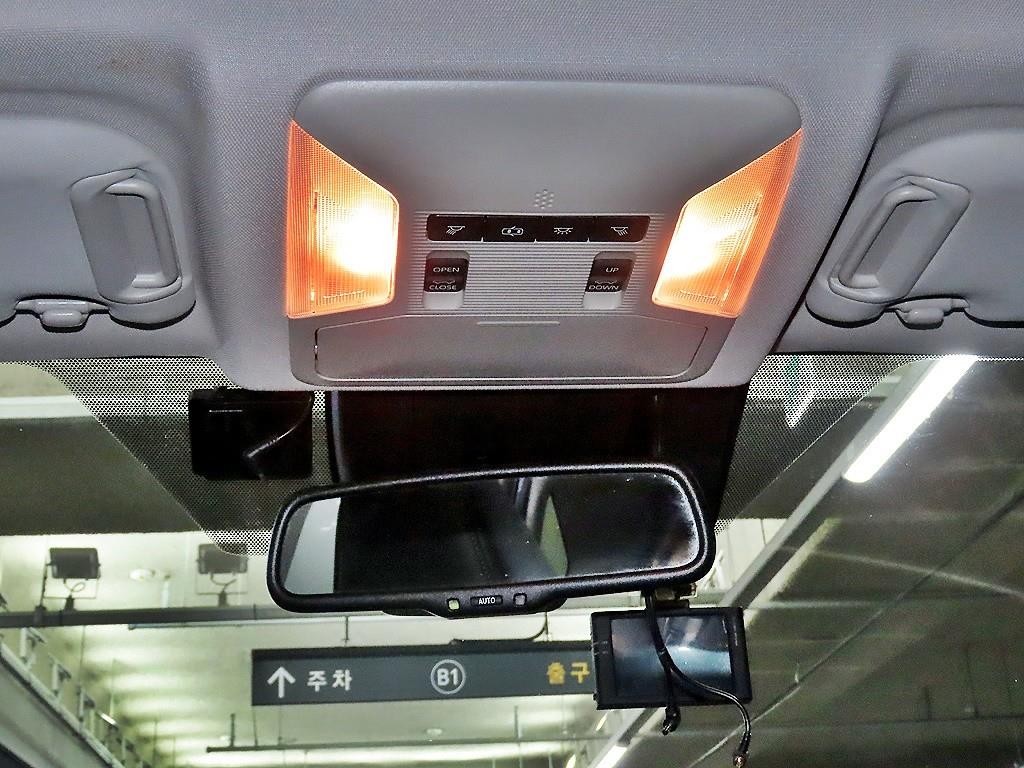토요타 라브4 RAV4(5세대) 2.5 4WD 하이브리드 이미지 14