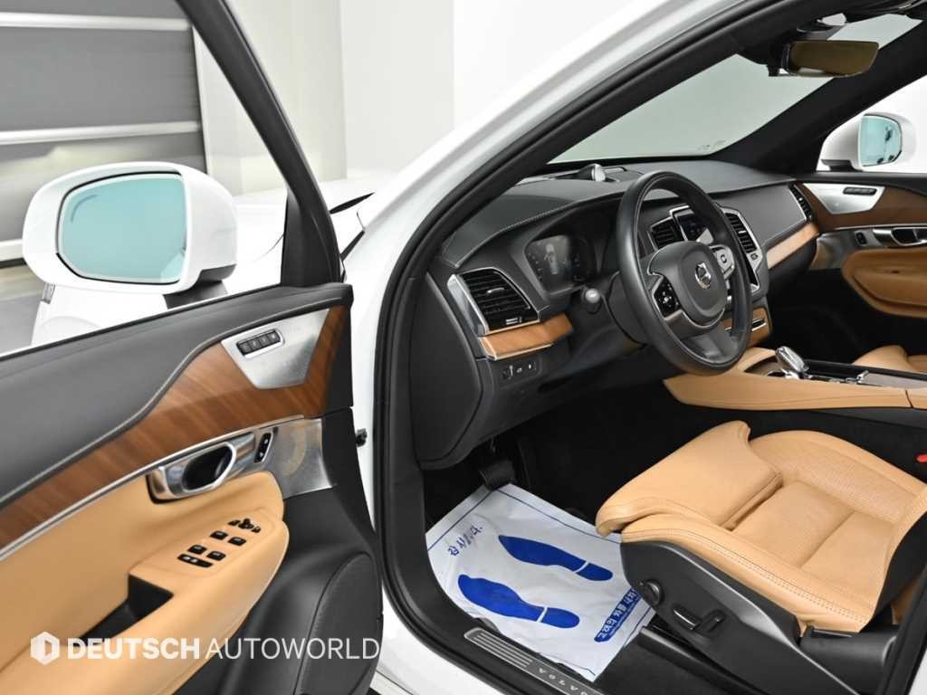 볼보 XC90 XC90 2세대 2.0 T8 AWD 인스크립션 이미지 11