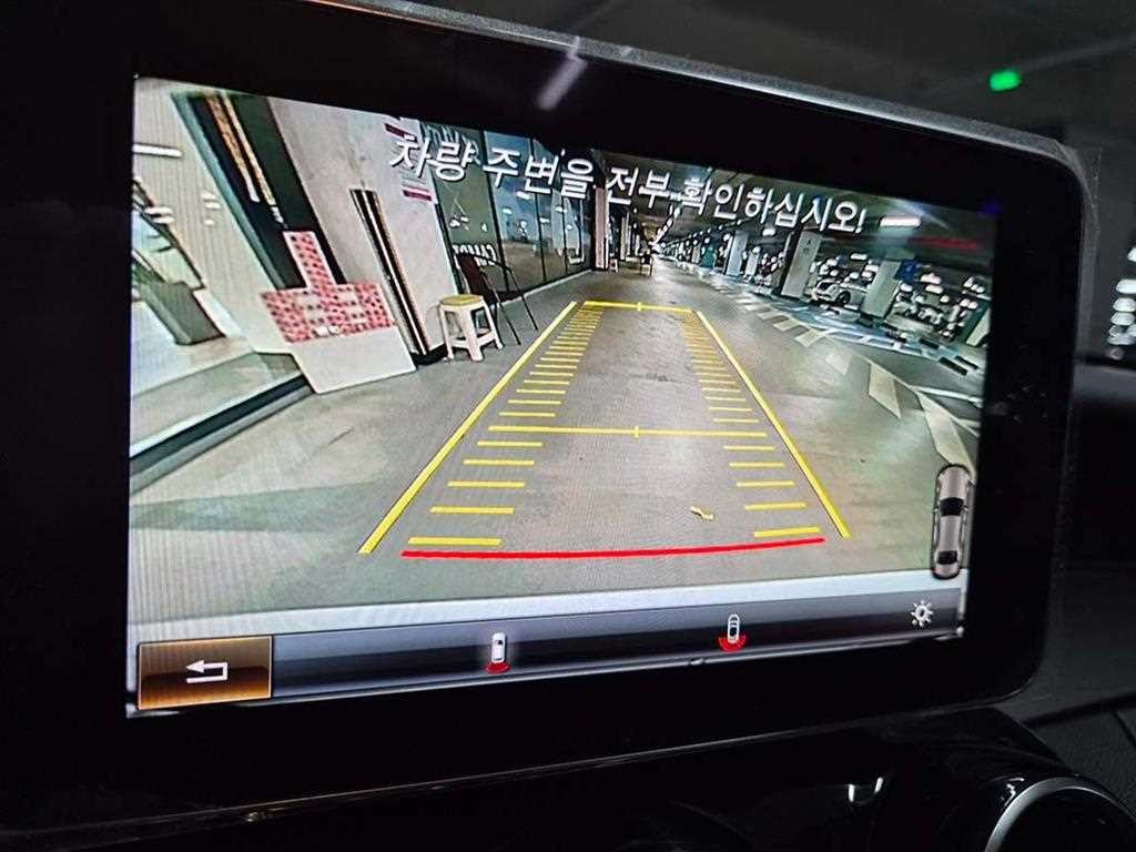 벤츠 C 클래스 C클래스 W205 C200 아방가르드 이미지 13