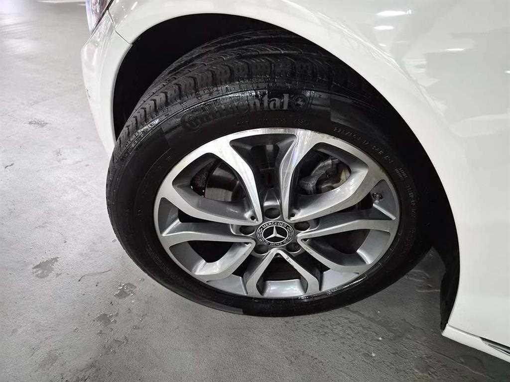 벤츠 C 클래스 C클래스 W205 C200 아방가르드 이미지 20