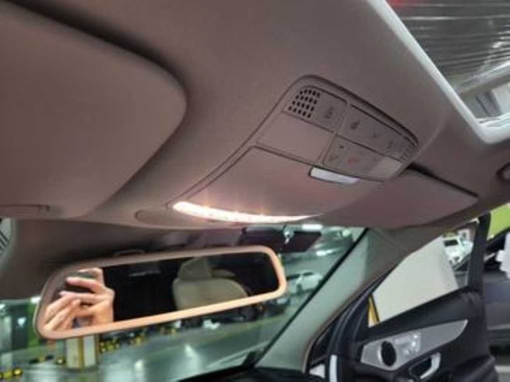 벤츠 C 클래스 C클래스 W205 C200 아방가르드 이미지 7