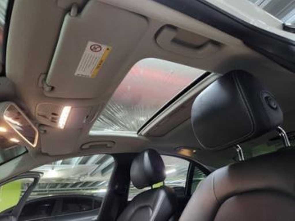 벤츠 C 클래스 C클래스 W205 C200 아방가르드 이미지 9
