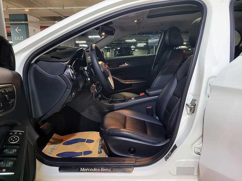 벤츠 GLA 클래스 GLA클래스 X156 GLA200 CDI 이미지 7