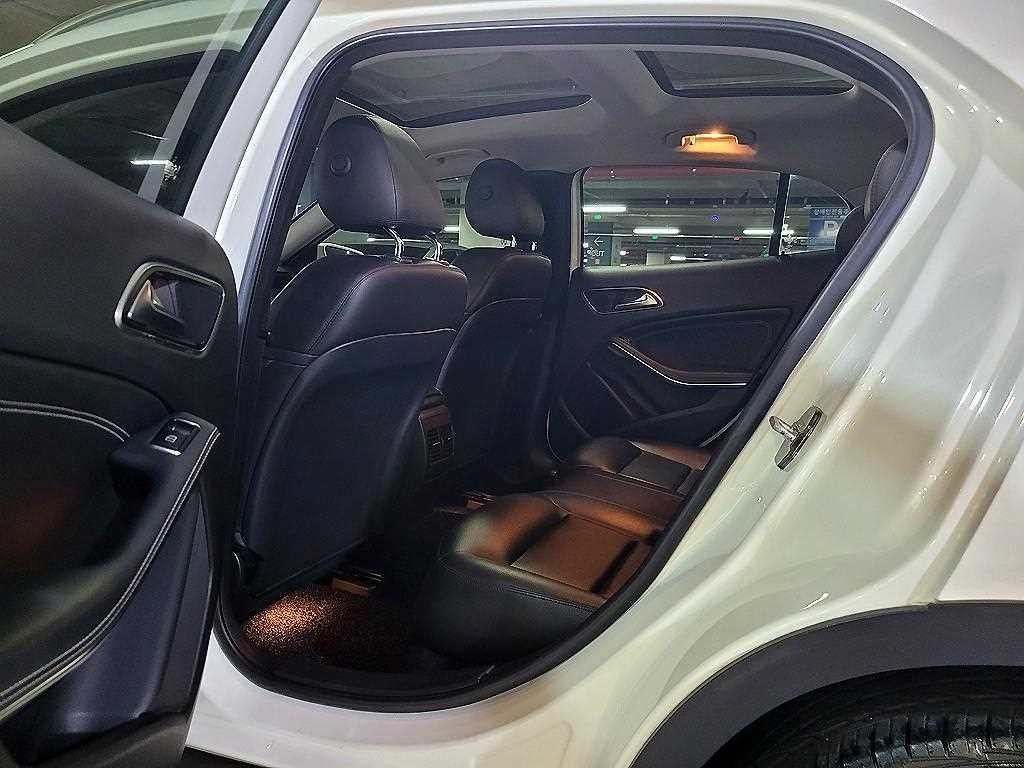 벤츠 GLA 클래스 GLA클래스 X156 GLA200 CDI 이미지 8
