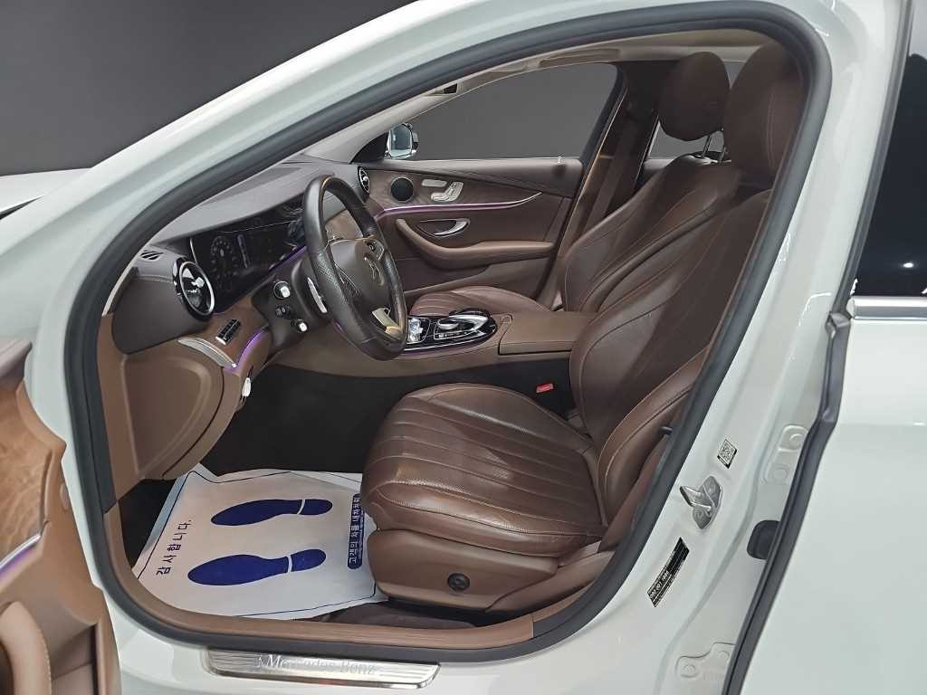 벤츠 E 클래스 E-클래스 W213 E300 익스클루시브 이미지 11