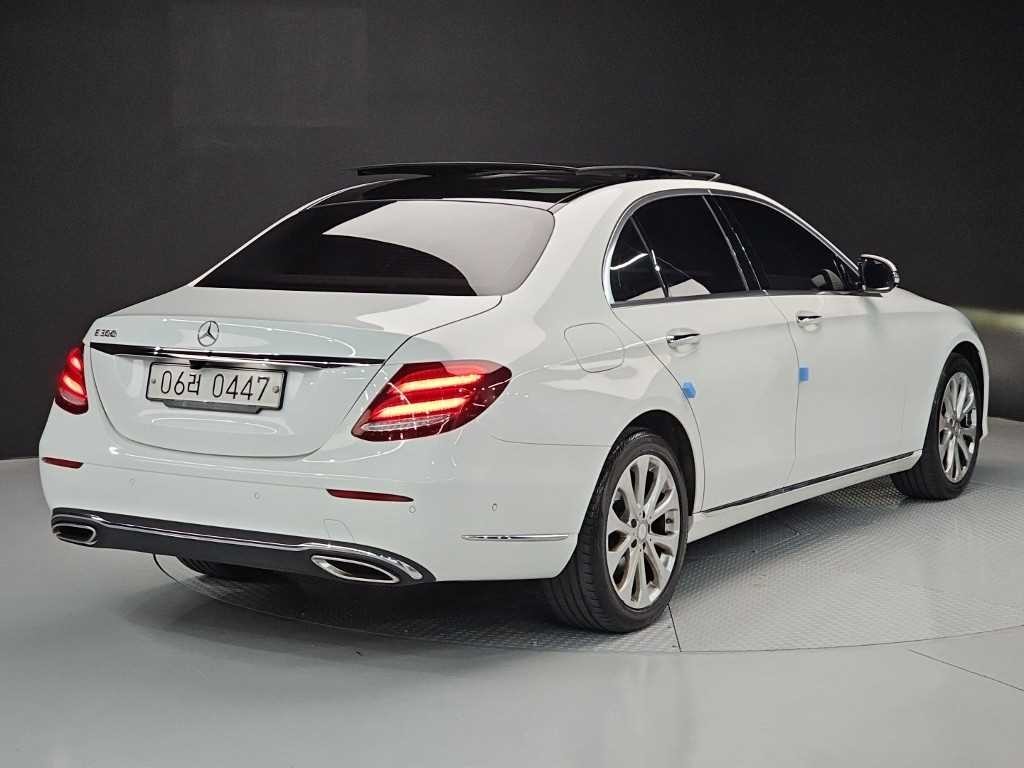 벤츠 E 클래스 E-클래스 W213 E300 익스클루시브 이미지 4