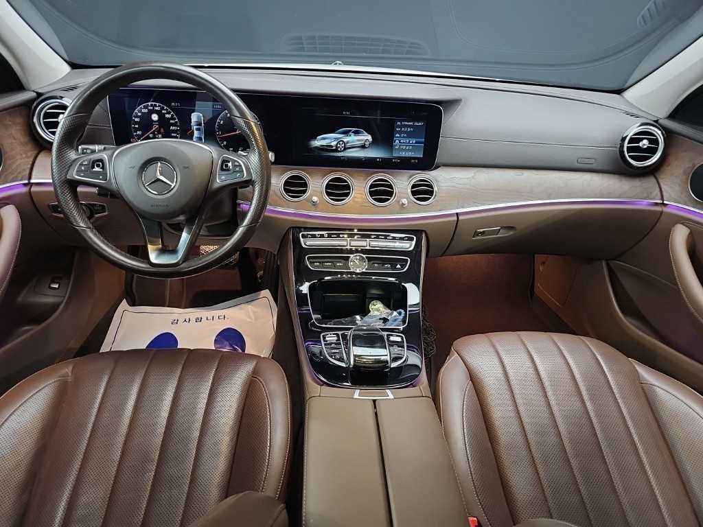 벤츠 E 클래스 E-클래스 W213 E300 익스클루시브 이미지 7