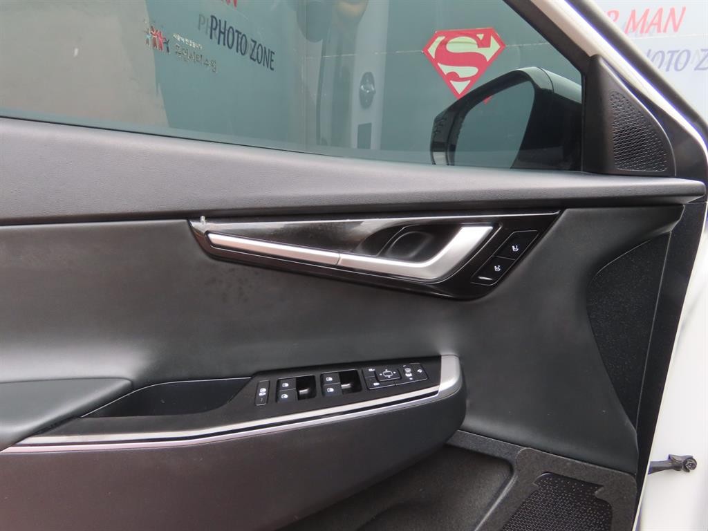 기아 EV6 롱레인지 AWD 어스 이미지 14