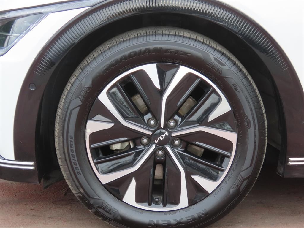 기아 EV6 롱레인지 AWD 어스 이미지 20