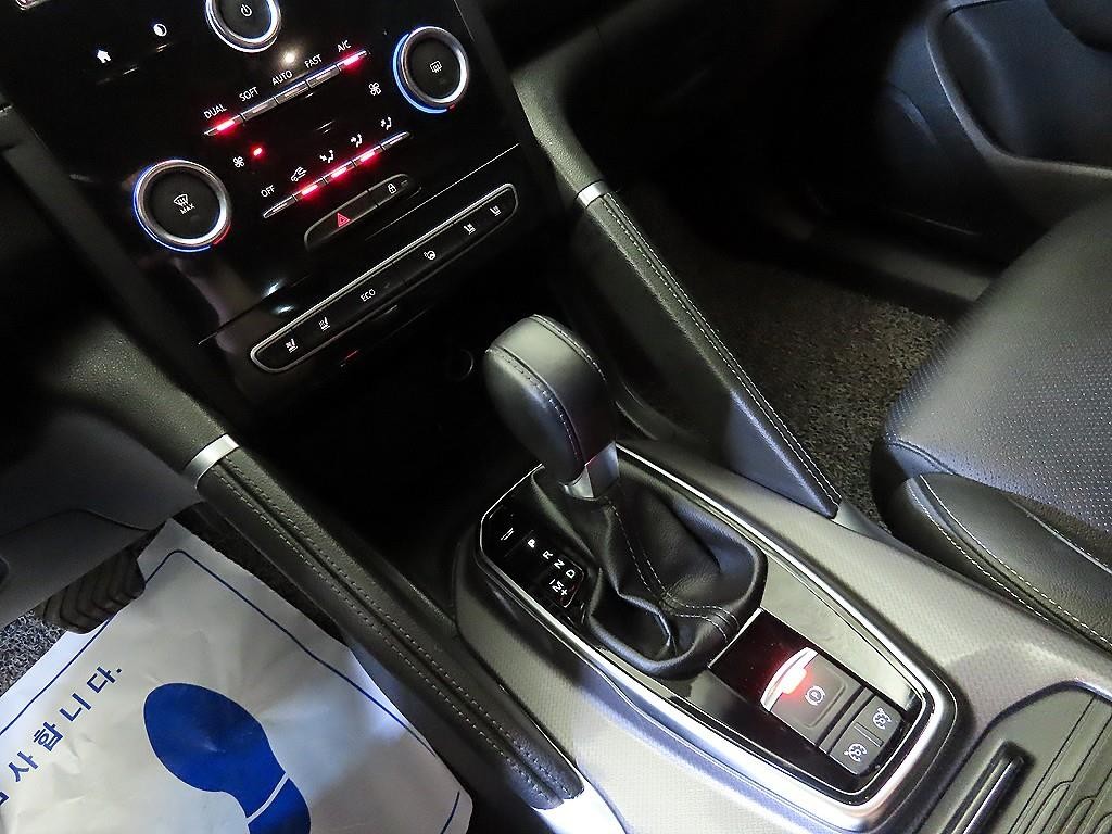 르노코리아(삼성) QM6 더뉴QM6 2.0 LPe LE 2WD 이미지 12