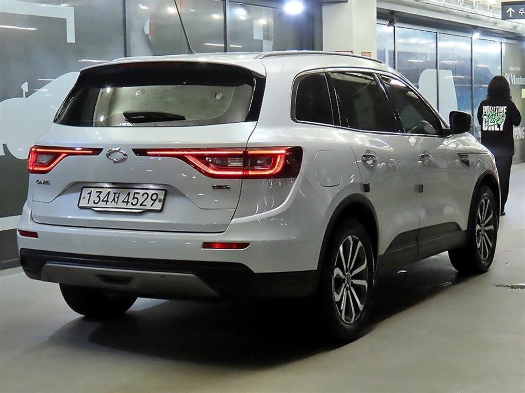 르노코리아(삼성) QM6 더뉴QM6 2.0 LPe LE 2WD 이미지 4