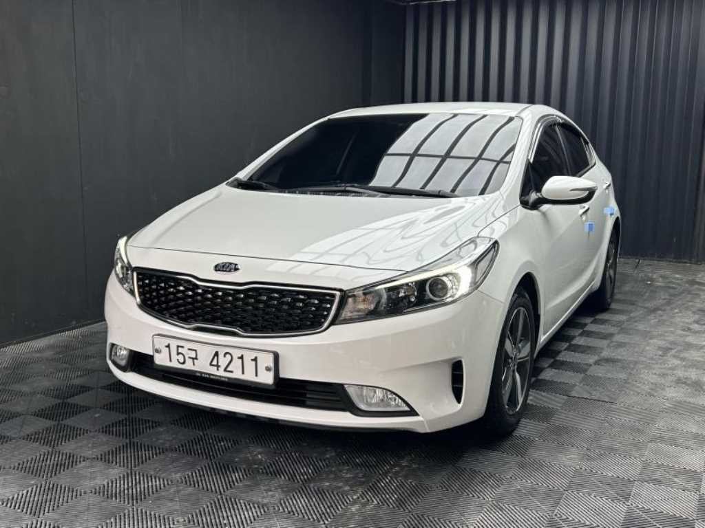 기아 K3 더뉴 K3 1.6 GDI 트렌디 스타일 이미지 2