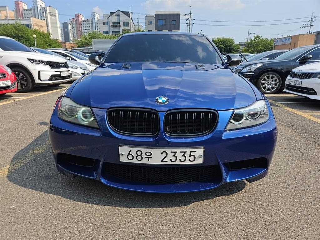 BMW 3시리즈 3시리즈 (E90) 320d 세단 M 스포츠 이미지 1