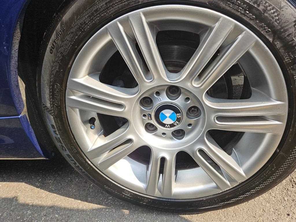 BMW 3시리즈 3시리즈 (E90) 320d 세단 M 스포츠 이미지 18