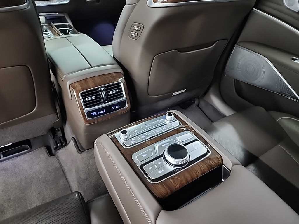 기아 K9 더 K9 3.8 GDI AWD 플래티넘Ⅱ 이미지 13