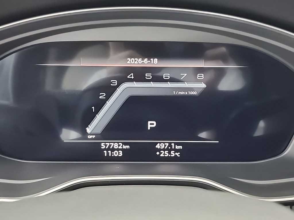 아우디 Q5 Q5 (FY) 45 TFSI 콰트로 프리미엄 스포트백 이미지 6