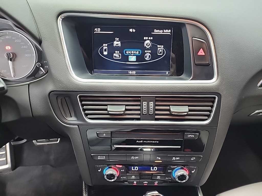 아우디 SQ5 3.0 TDI 콰트로 이미지 10