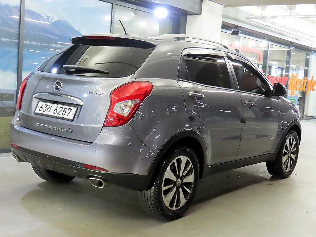 KG모빌리티(쌍용) 코란도 뉴코란도C 4WD 2.0 CVT 고급형 이미지 4