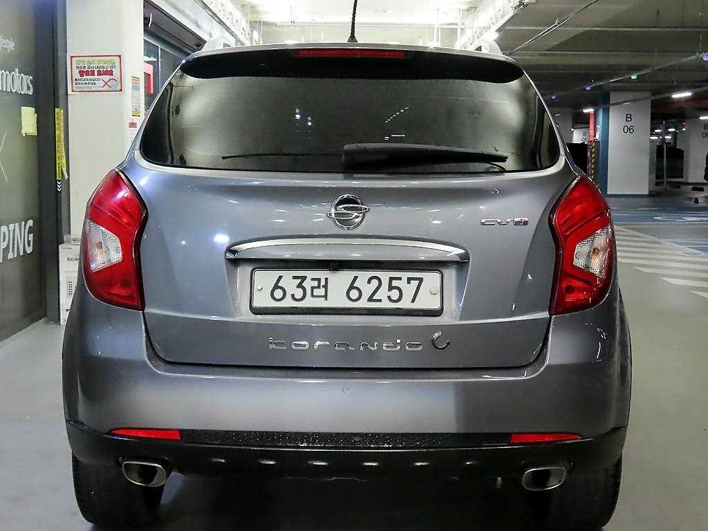 KG모빌리티(쌍용) 코란도 뉴코란도C 4WD 2.0 CVT 고급형 이미지 5