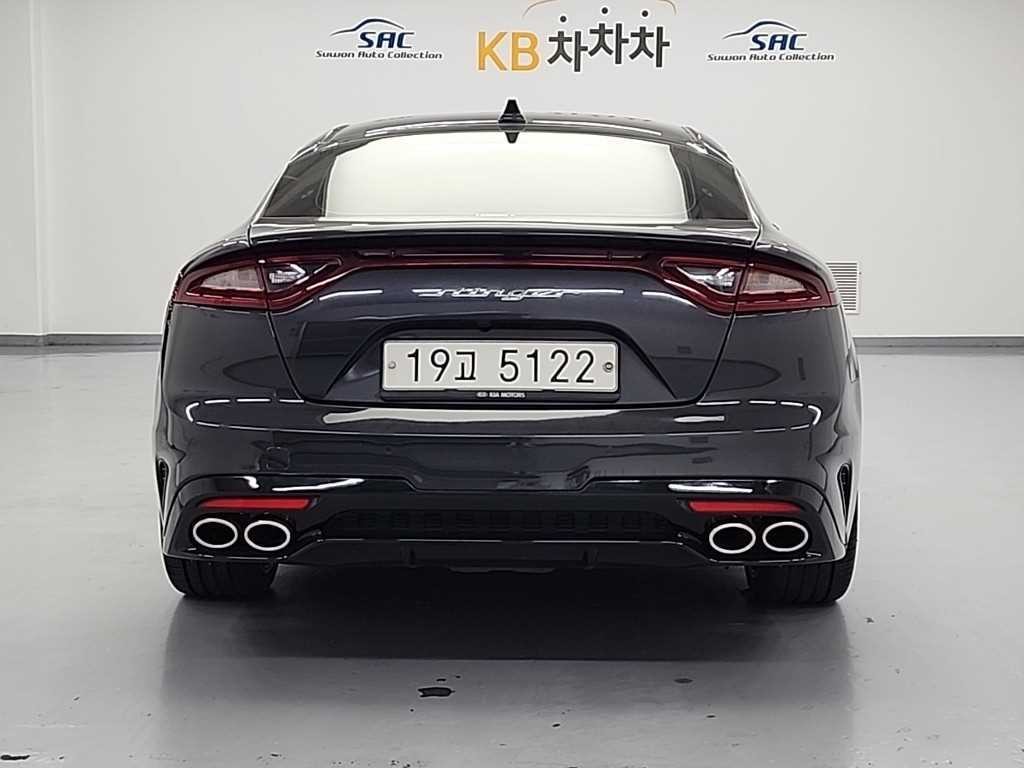 기아 스팅어 가솔린 2.0 터보 2WD 플래티넘 이미지 3