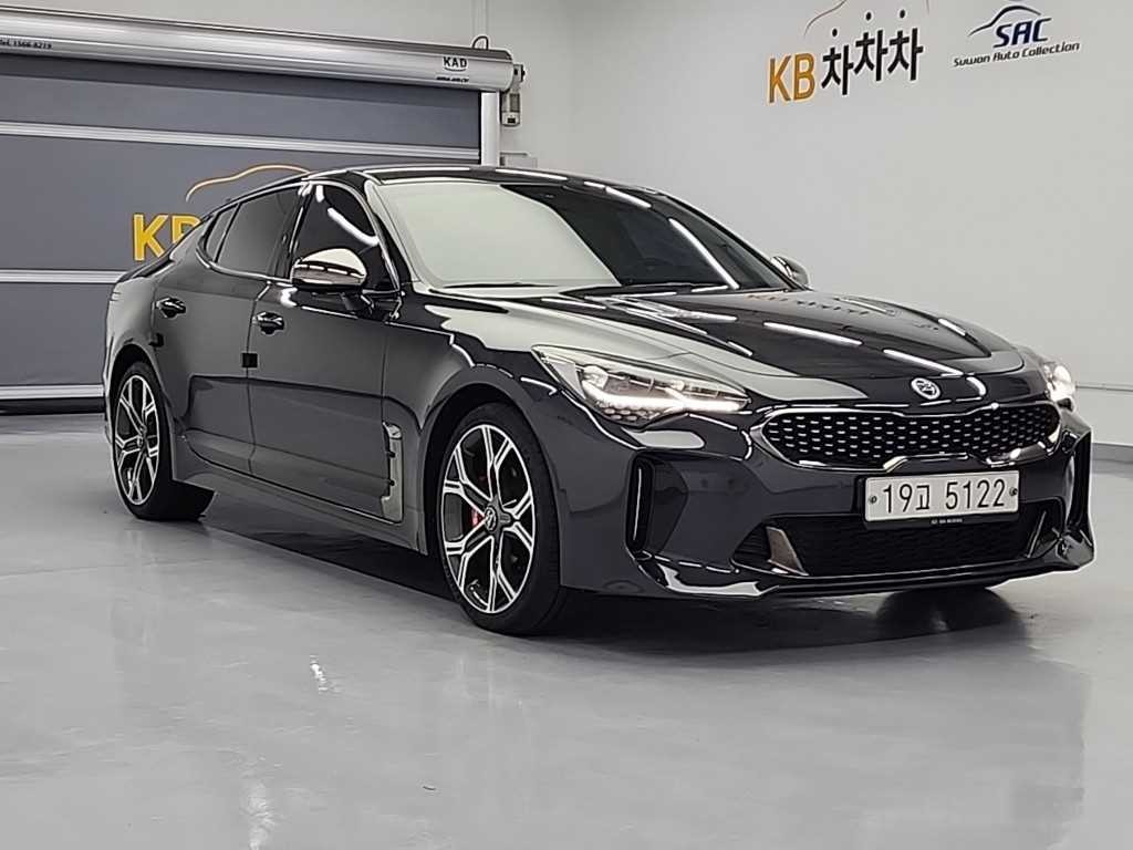 기아 스팅어 가솔린 2.0 터보 2WD 플래티넘 이미지 4