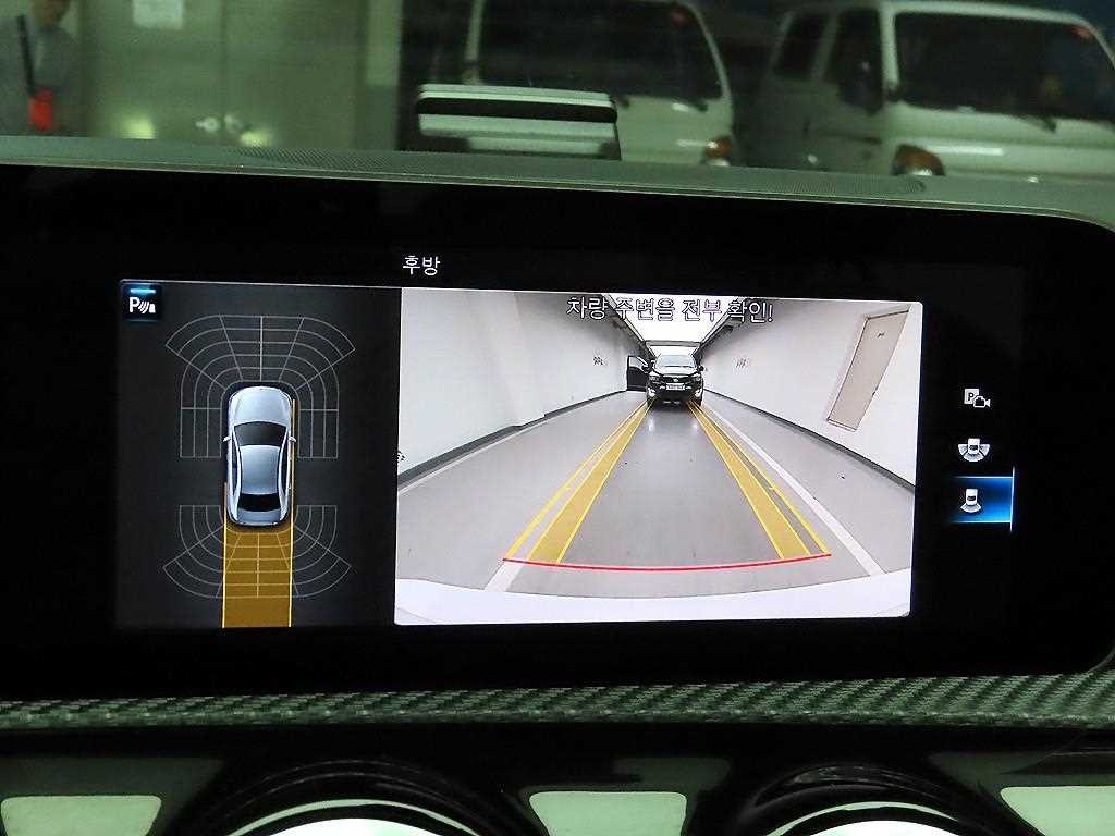 벤츠 A 클래스 A클래스 W177 A220 세단 이미지 14