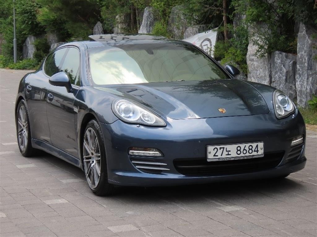 포르쉐 파나메라 3.6 AWD 이미지 2