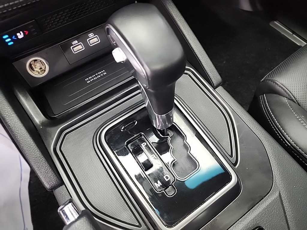 KG모빌리티(쌍용) 렉스턴 더 뉴 렉스턴 스포츠 디젤 2.2 4WD 익스페디션 이미지 8