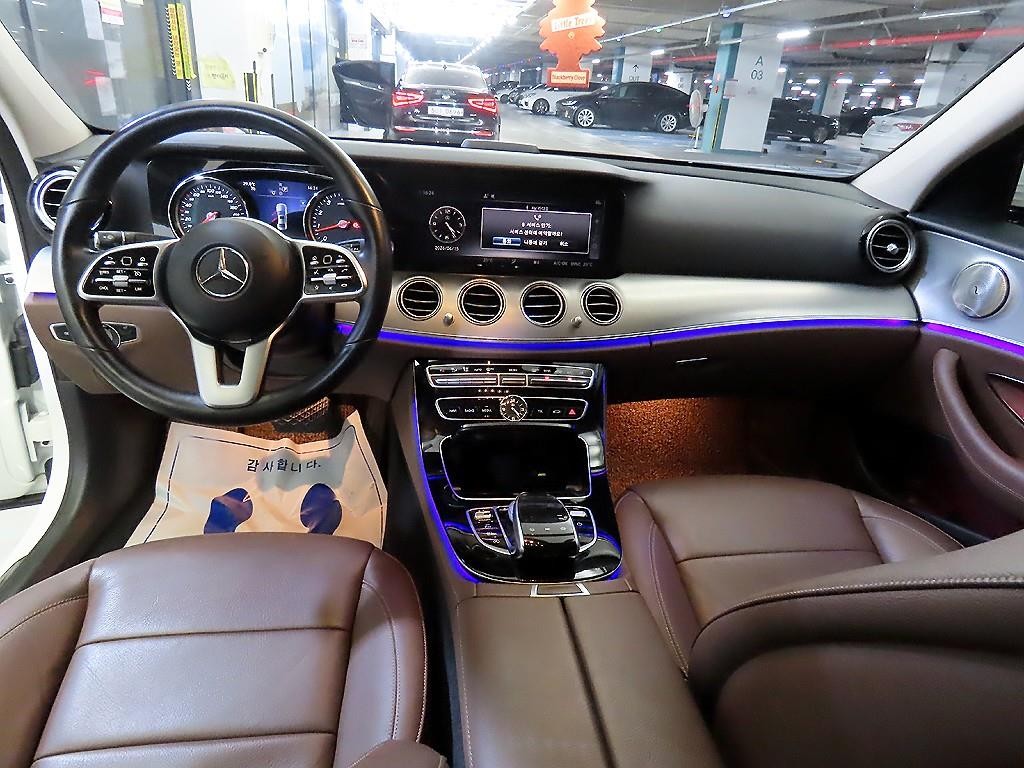 벤츠 E 클래스 E-클래스 W213 E300 아방가르드 이미지 10